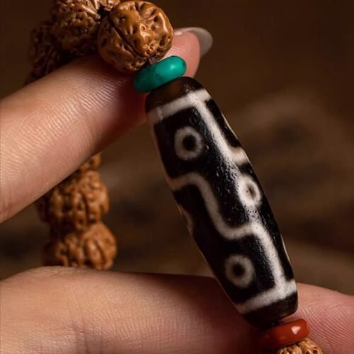Natural Vajra Bodhi Seed Bracelet with Tibetan Nine-Eye Dzi